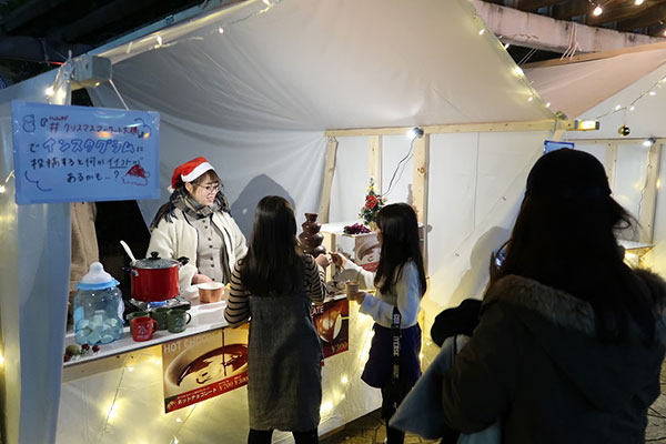 ホットチョコとチョコフォンデュ販売