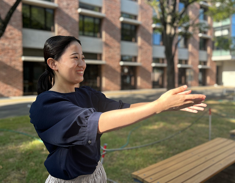 話している様子